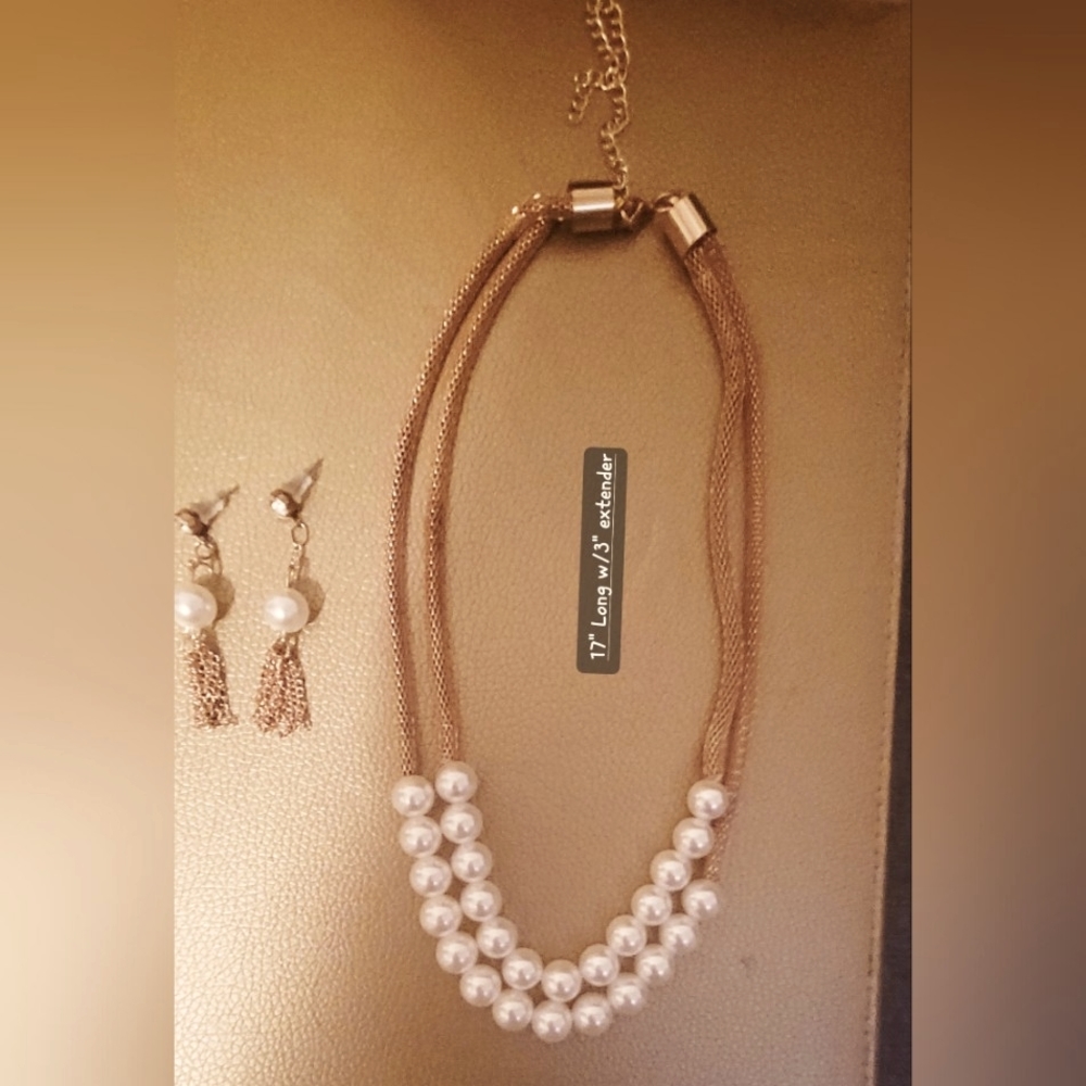 Necklace/Earring Set Faux Pearls/Mesh Chains